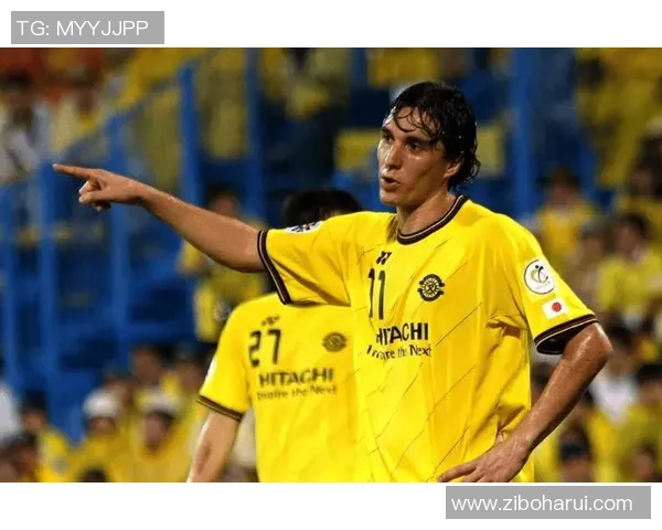 柏太阳神与大阪钢巴历史交锋记录分析与战绩回顾